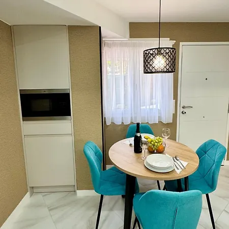 Americas Adventure Адехе